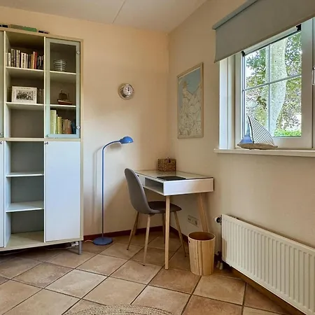 Prázdninový dům Lavish Close To Sea, Beach, Forest *