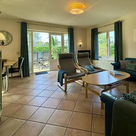 Lavish Close To Sea, Beach, Forest Semesterbostad Sint Maartensvlotbrug